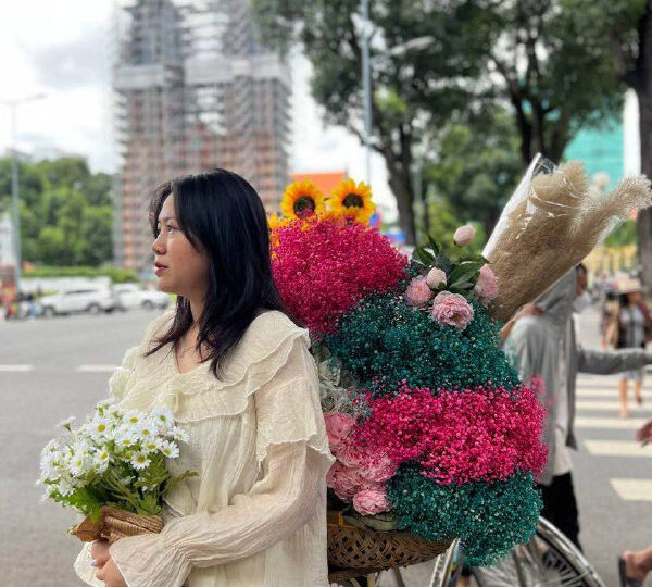 Ảnh 6 của Banh lồn cho anh sục rồi mới đè em ra chịch (Full Clip + Pic)