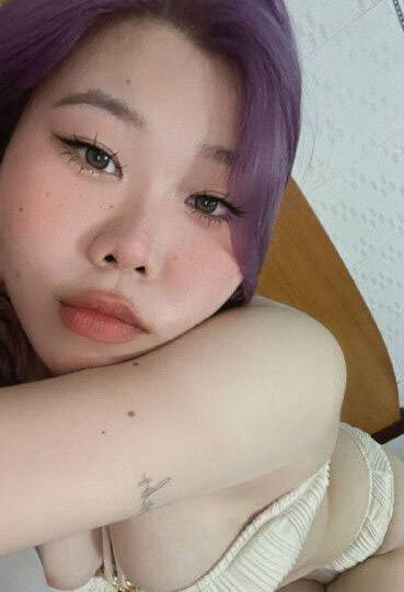 Ảnh 2 của Cặp đôi chubby đụ khẩu dâm sướng lồn quá