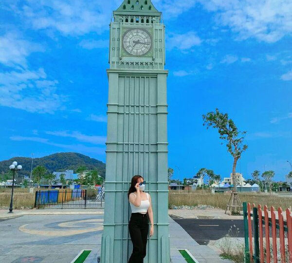 Ảnh 23 của Cặp đôi thích đụ public chịch nhau trước cửa phòng trọ – Phần 2