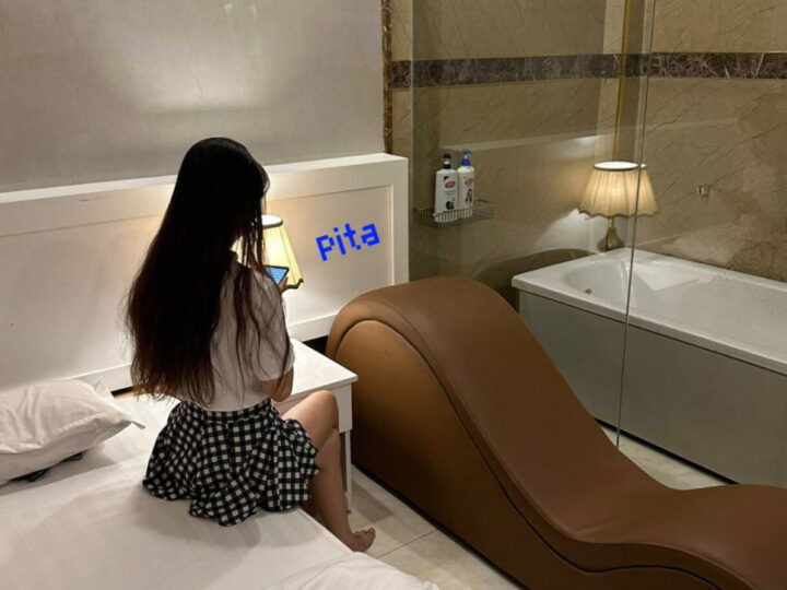 Ảnh 1 của Checker Pita bé sinh viên loli váy ngắn rên rỉ như mèo con