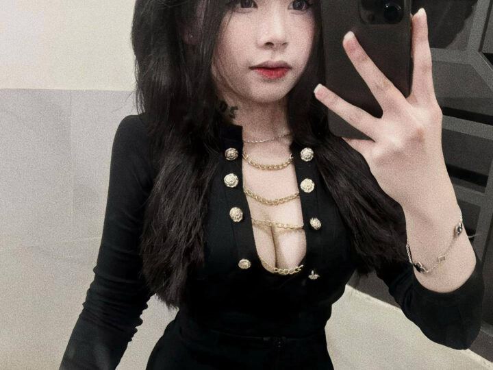 Ảnh 1 của Chịch em gái 2k10 non tơ xăm mình