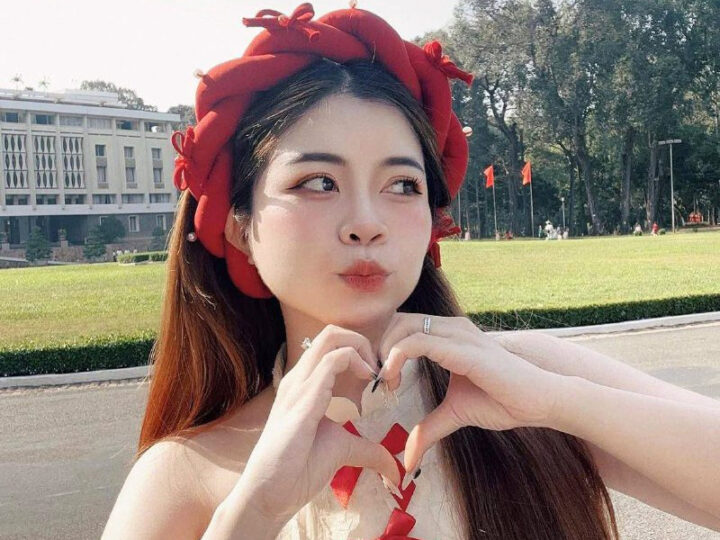 Ảnh 15 của Chịch em ghệ lồn dâm cực xinh kêu to