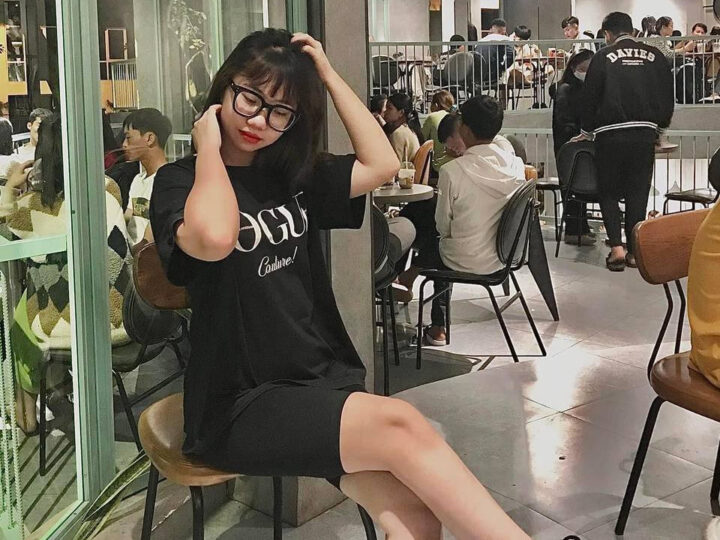 Ảnh 7 của Chịch em kính cận dâm đãng bú cu điêu luyện (Full Clip + Pic)
