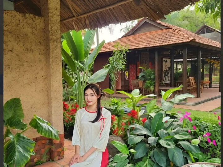 Ảnh 1 của Chịch em sướng quá em phê lè cả lưỡi (Full Clip + Pic)