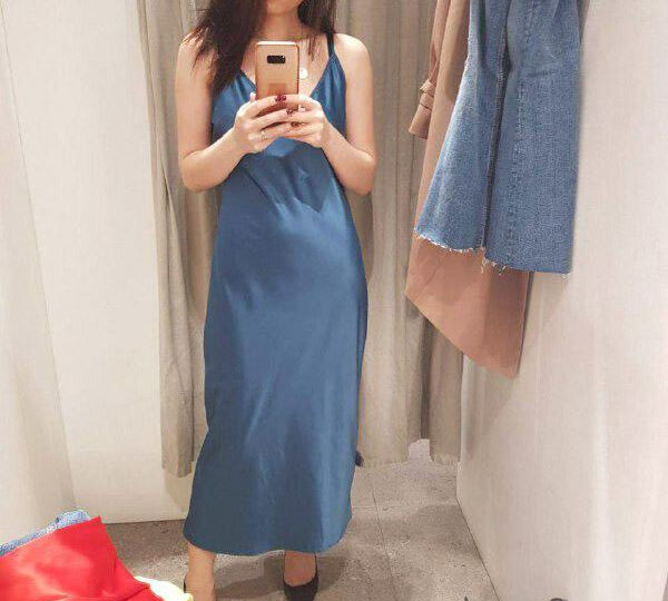 Ảnh 4 của Dập xuyên quần áo dài vợ sướng rên rỉ