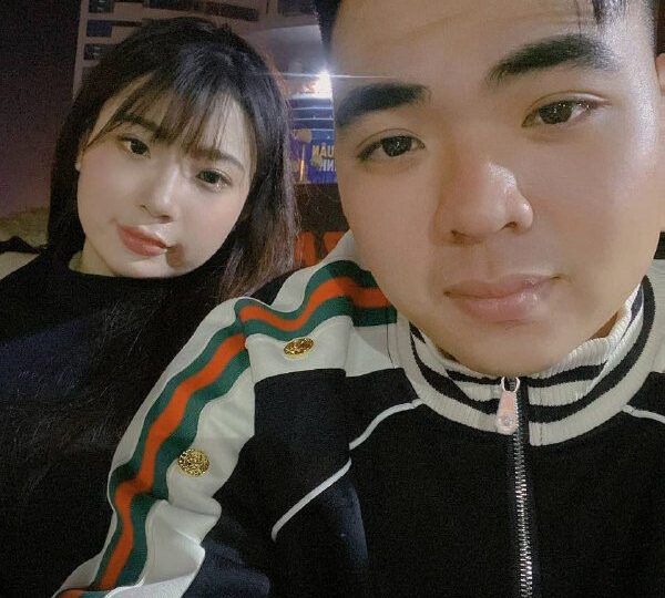Ảnh 1 của Địt em người yêu chubby đang sướng mà anh cứ móc
