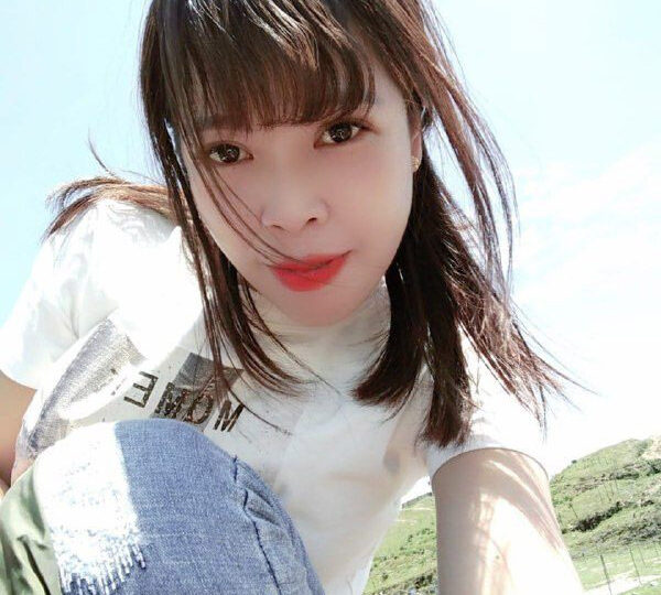 Ảnh 2 của Đụ con vợ dâm mới cưới trong nhà trọ (Full Clip + Pic)
