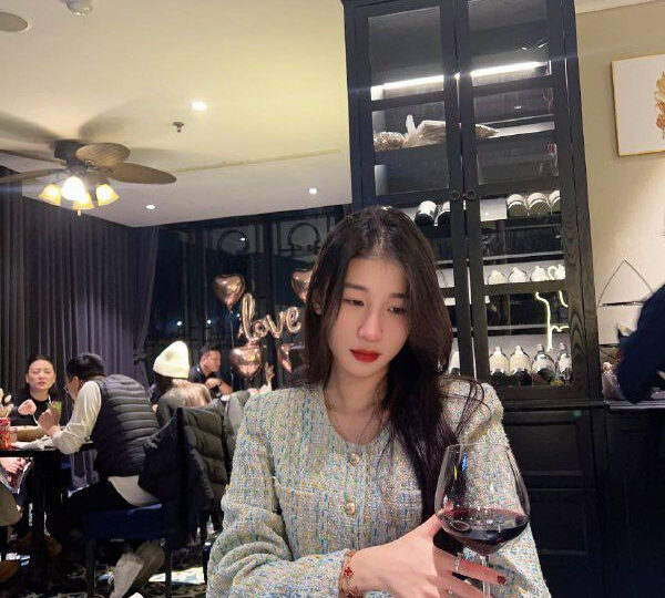 Ảnh 18 của Em học sinh bị bạn trai chịch em rên như bị cắt tiết (Full Clip + Pic)