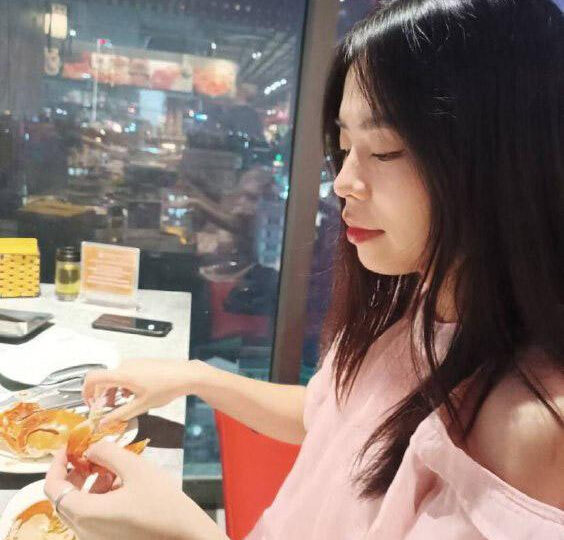 Ảnh 12 của Gái xinh anh đụ sưng cả bím xuất trong