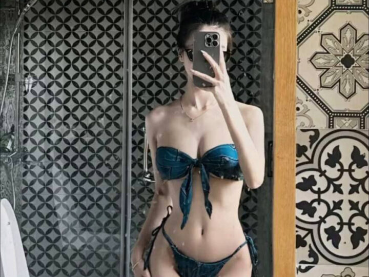 Ảnh 12 của Hà Quỳnh Trang cô bé quàng khăn có cặp vú siêu phẩm lộ clip sex với bạn trai (Full Clip + Pic)
