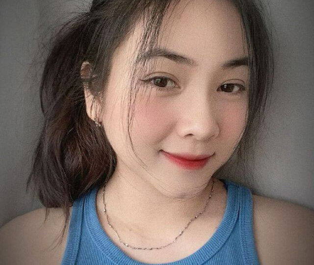 Ảnh 1 của Hỏng địt đâu, anh ơi em sướng quá em thích