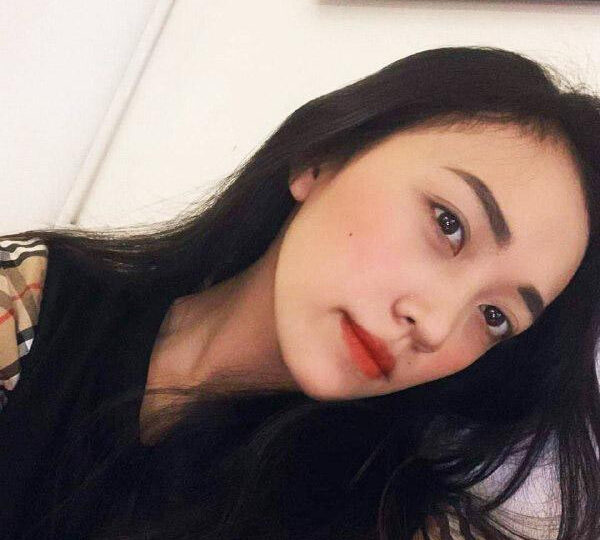 Ảnh 3 của Kéo chân em người yêu lên đụ xuất tinh tràn lồn