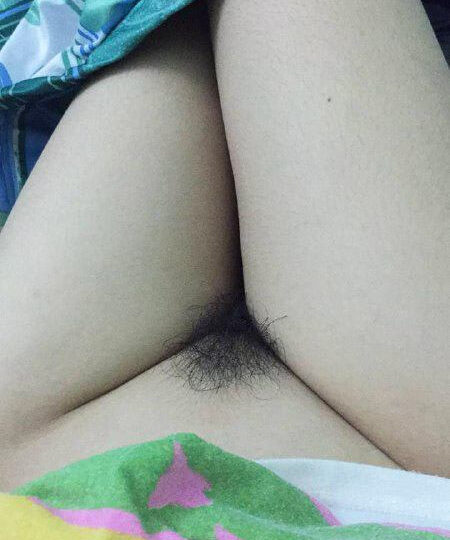Ảnh 4 của Lộ clip sex em học sinh đeo kính mặc áo dài địt với bạn trai (Full Clip + Pic)