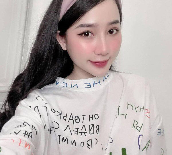Ảnh 1 của Lộ clip sex em Yến Đỗ cô chủ shop dễ thương (Bản mới update 04-2025)