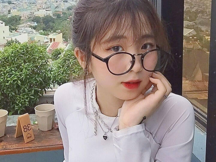Ảnh 17 của Lộ clip sex Hot IG Nguyễn Uyên Trang 40k follow (Full Clip + Pic)