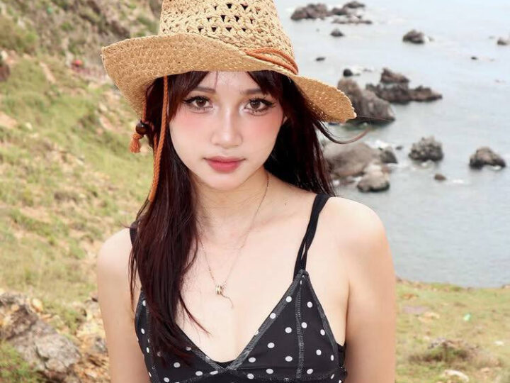 Ảnh 44 của Trọn Bộ lộ clip sex Đặng Thị Băng Tâm 2k2 gái xinh đại học thương mại khẩu dâm cực nứng (Full Clip + Pic)