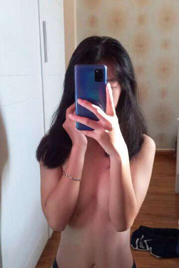 Ảnh 2 của Vợ trẻ đam mê bạo dâm BDSM thích nhét buồi tận họng địt cả 2 lỗ (Full Clip + Pic) – P2